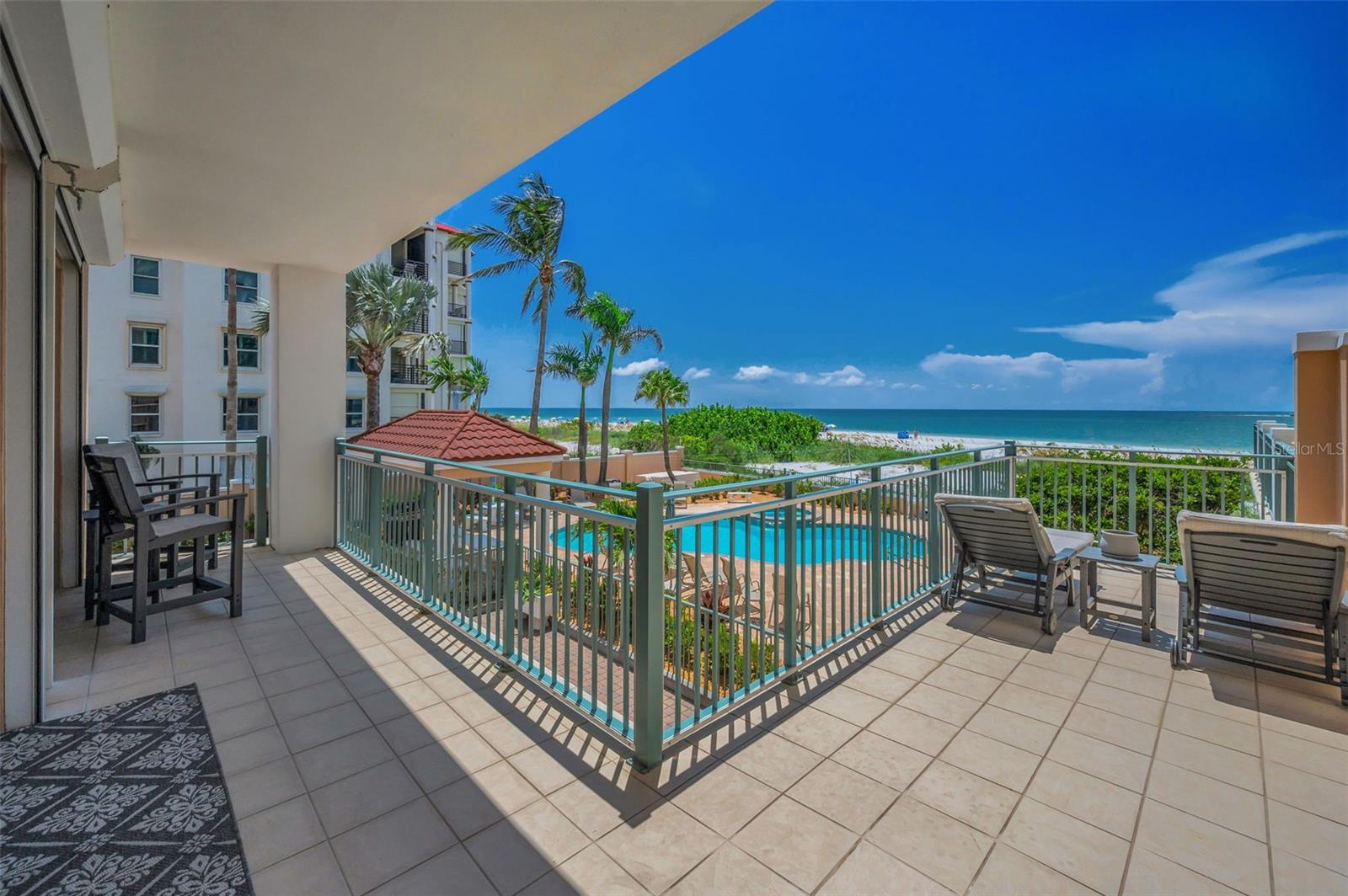 VITTORIA CONDO - Residential