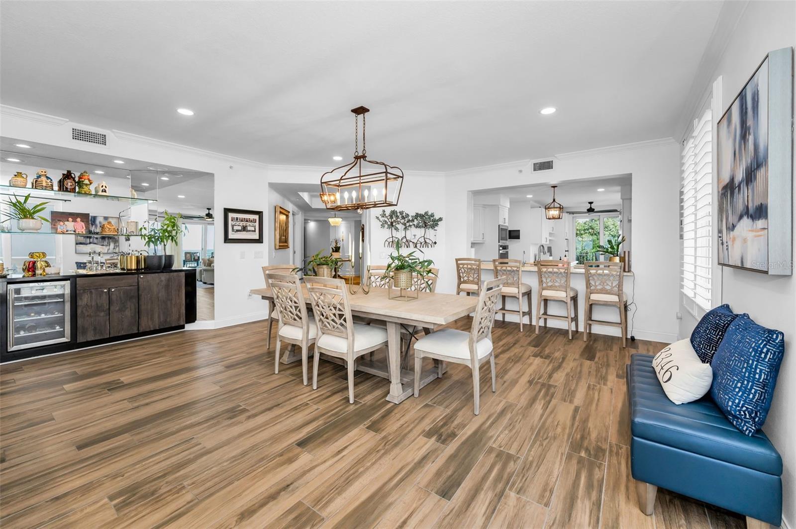 VITTORIA CONDO - Residential