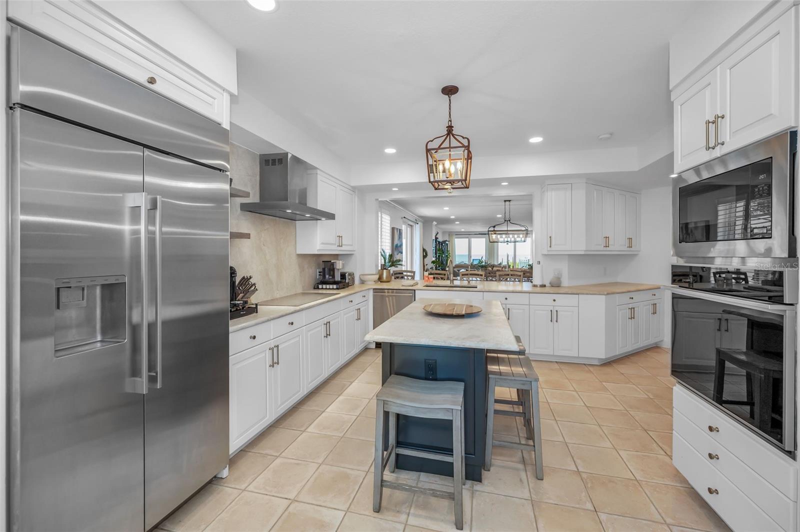 VITTORIA CONDO - Residential