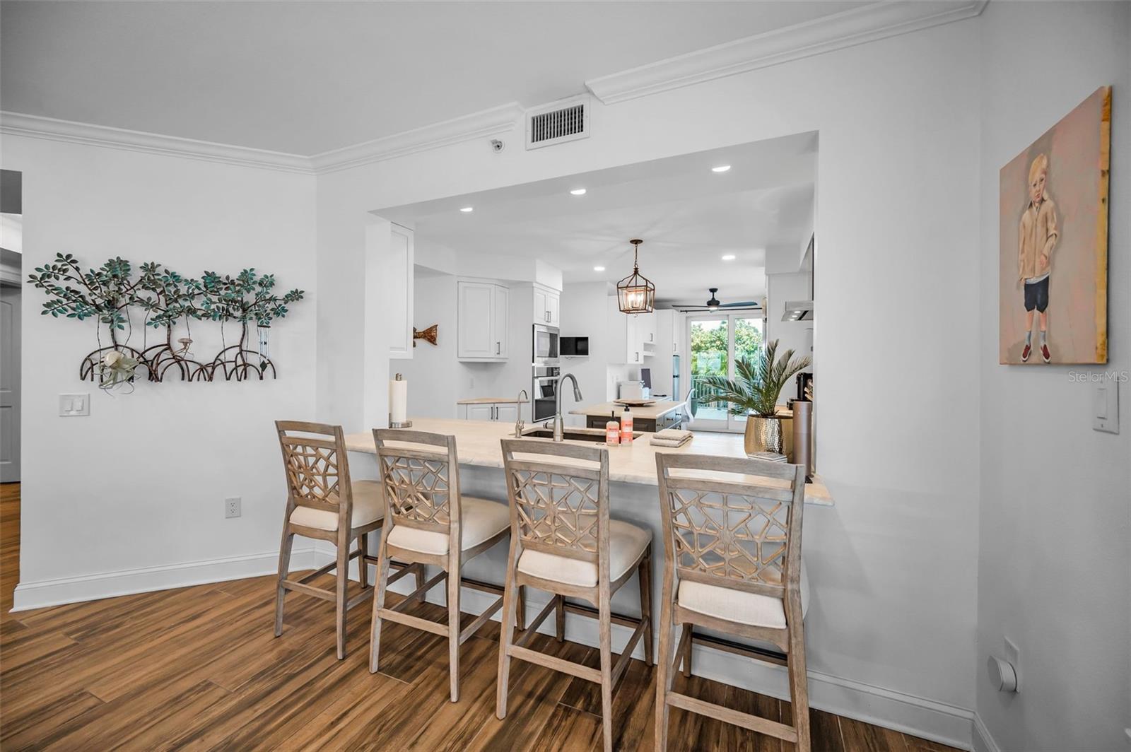 VITTORIA CONDO - Residential
