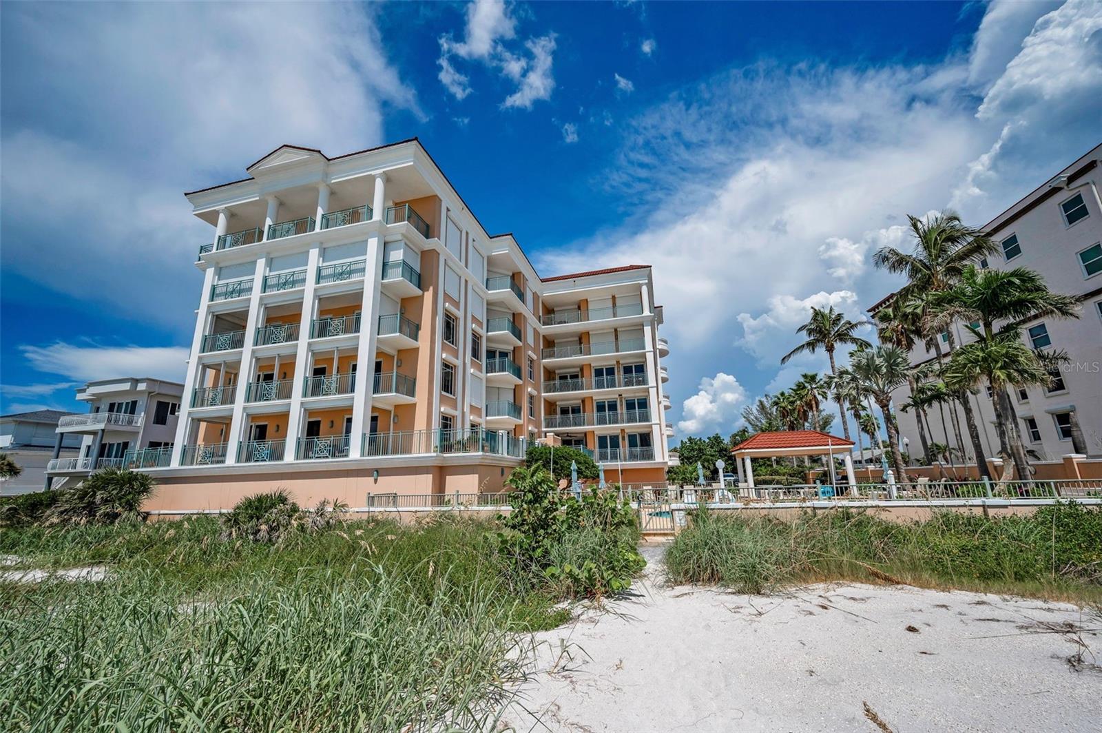 VITTORIA CONDO - Residential