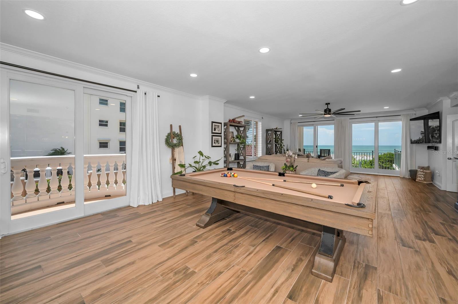 VITTORIA CONDO - Residential