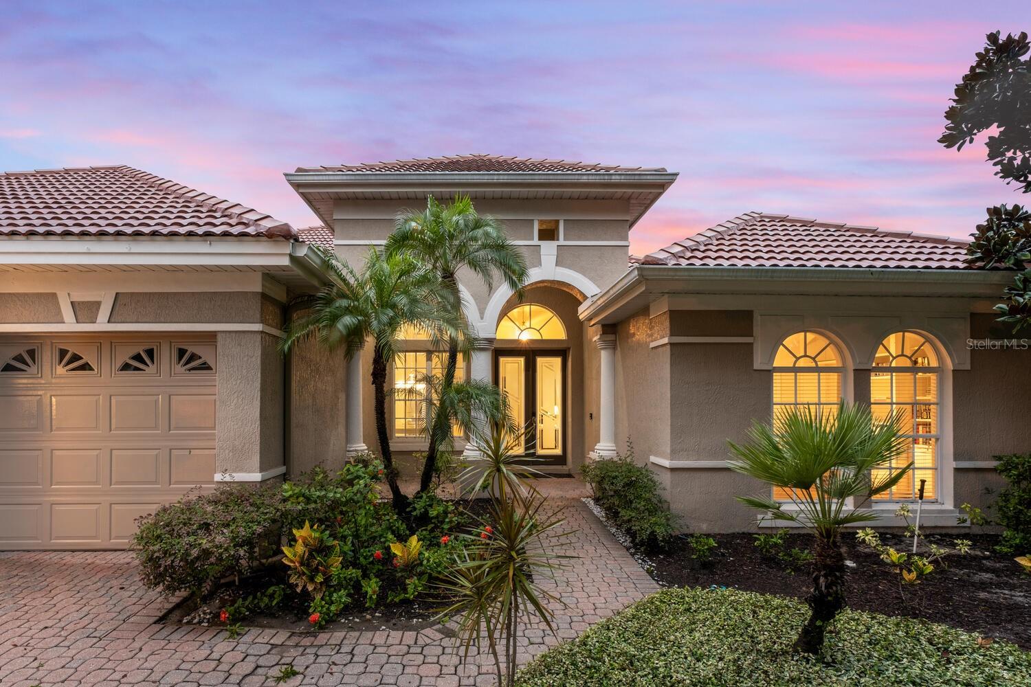 EXCELLENT OPPORTUNITY WITH A BONUS ROOM! Situated in the prestigious Heritage Bay community, inside Phillips Landing, this elegant residence blends comfort and sophistication in every detail. The home is enhanced by soaring ceilings and abundant natural light that bring warmth and openness to the living areas. The outdoor space is perfect for relaxation and entertainment, featuring a private pool set on an oversized lot, ideal for hosting friends, enjoying family time, or simply soaking up Florida’s sunny days. A three-car garage adds convenience, and the property is part of a gated community with 24-hour security, lake access for small boats, tennis courts, playgrounds, and walking trails. Its prime location places you close to the renowned Restaurant Row, Orlando’s world-famous theme parks, and top-rated schools. This is a rare opportunity to enjoy a lifestyle of quality and exclusivity! Schedule a visit today!