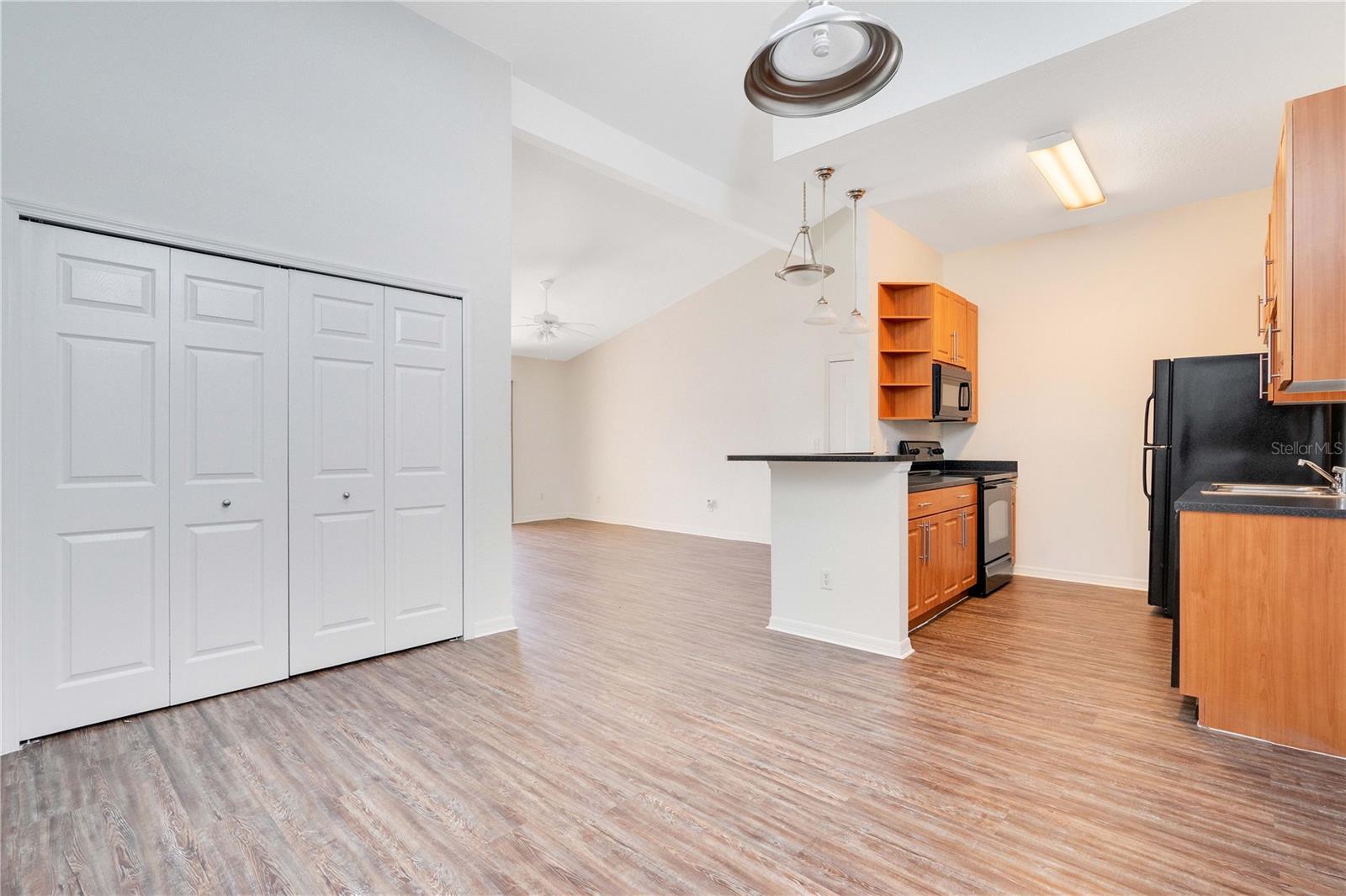 COVE AT PEARL LAKE - Residential