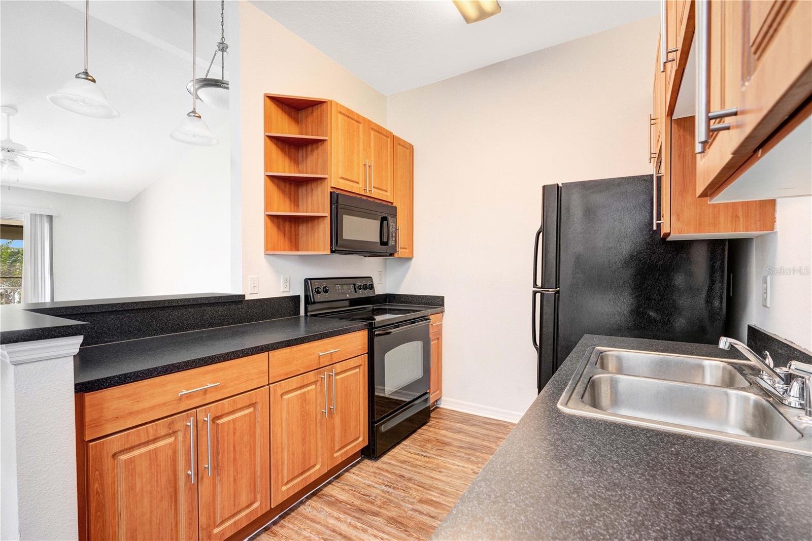 COVE AT PEARL LAKE - Residential