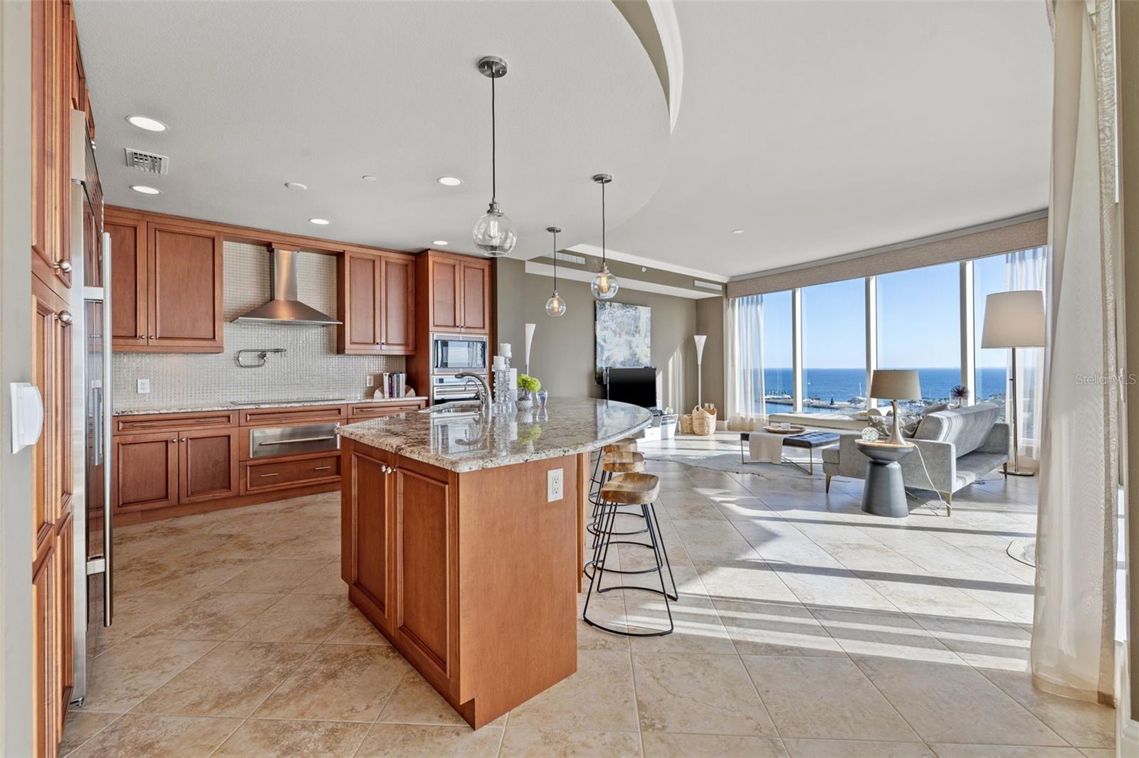 OVATION CONDO PH I - Residential