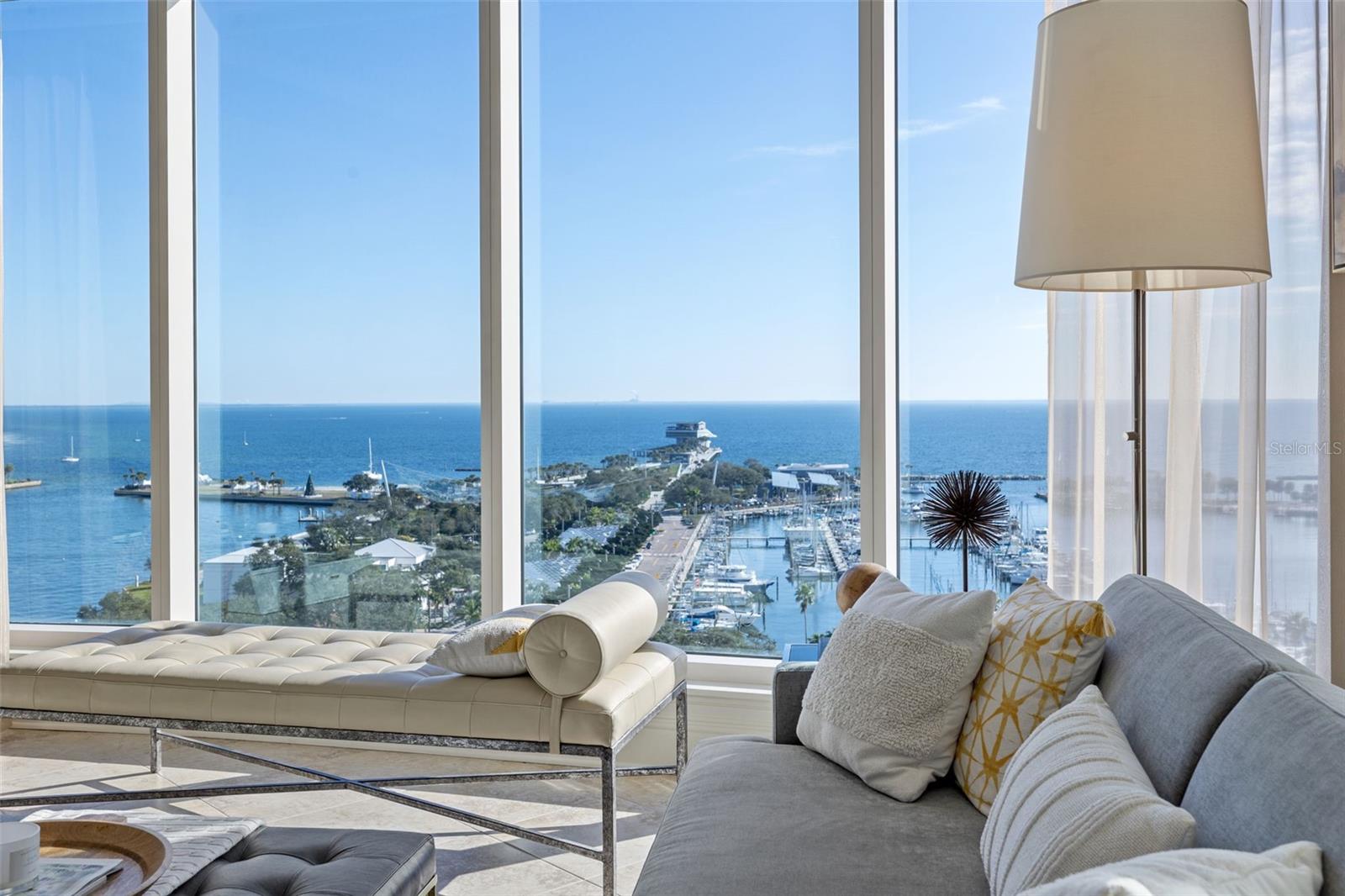 OVATION CONDO PH I - Residential