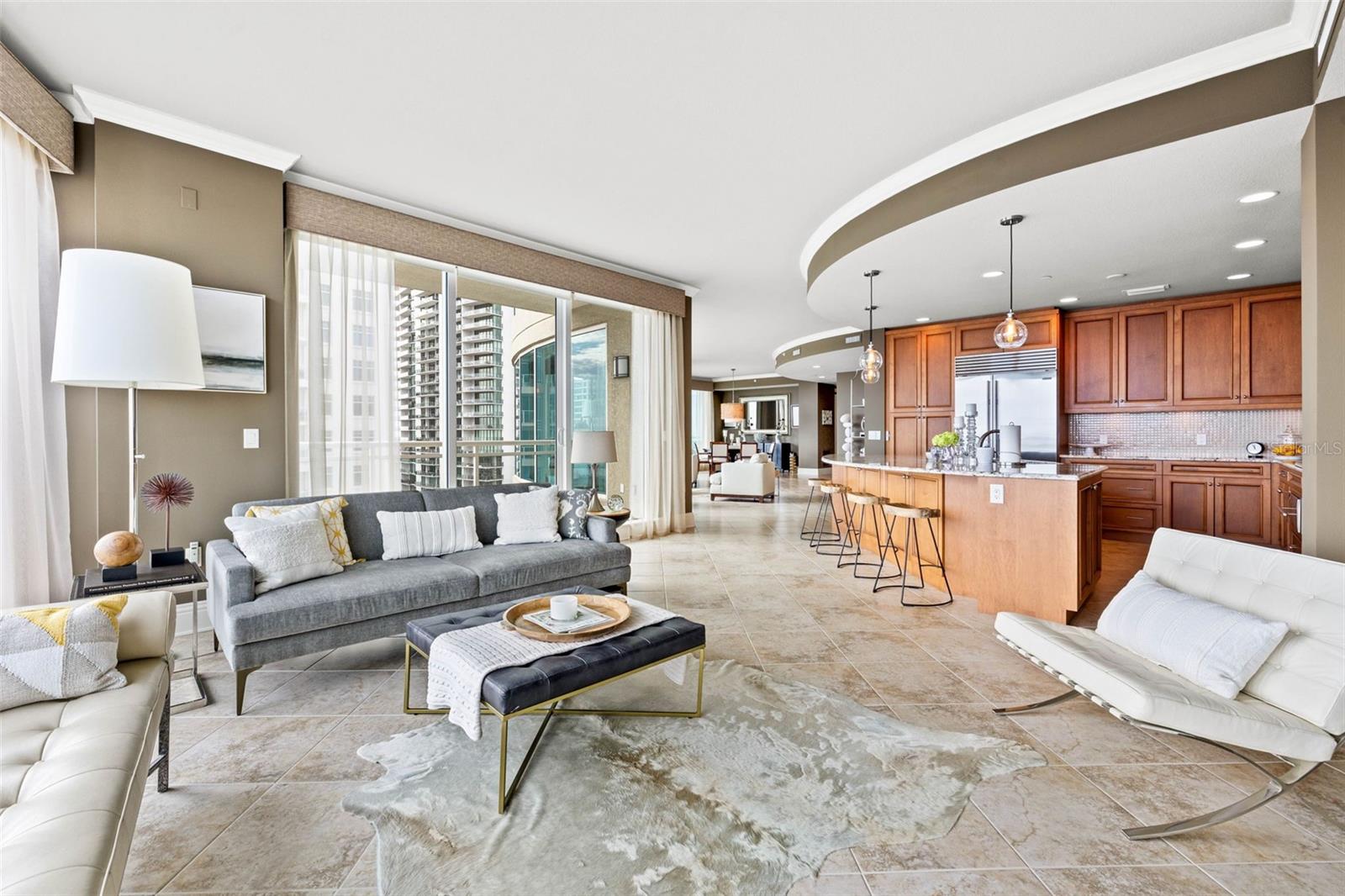 OVATION CONDO PH I - Residential