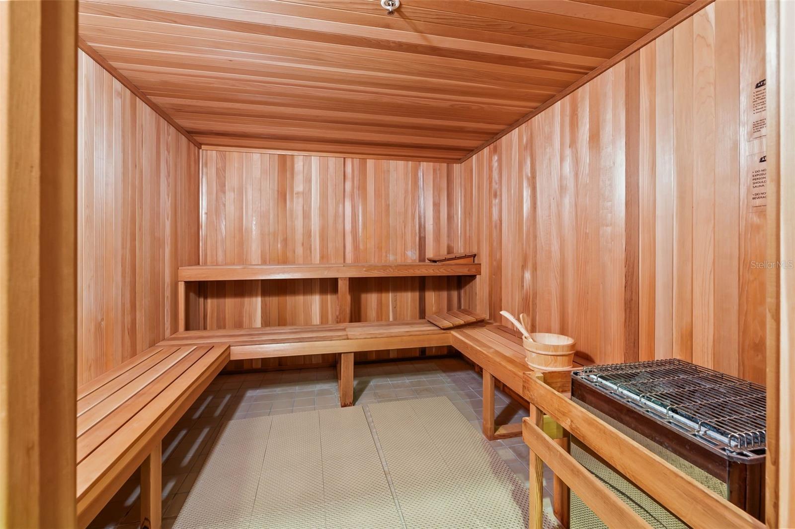 OVATION CONDO PH I - Residential