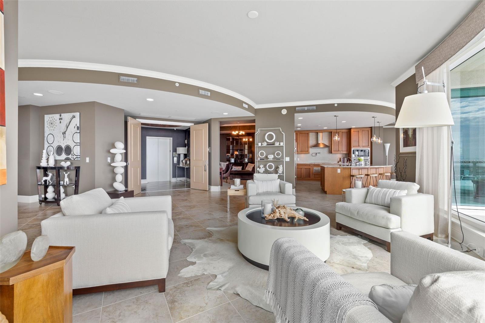 OVATION CONDO PH I - Residential