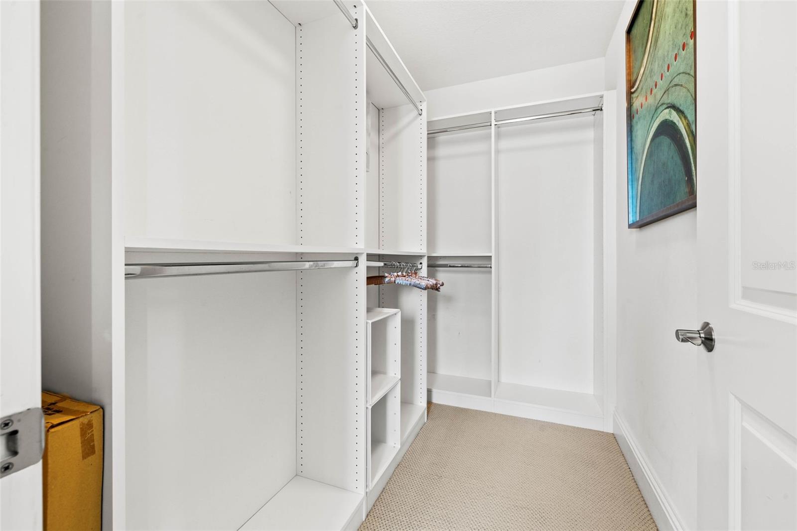 OVATION CONDO PH I - Residential