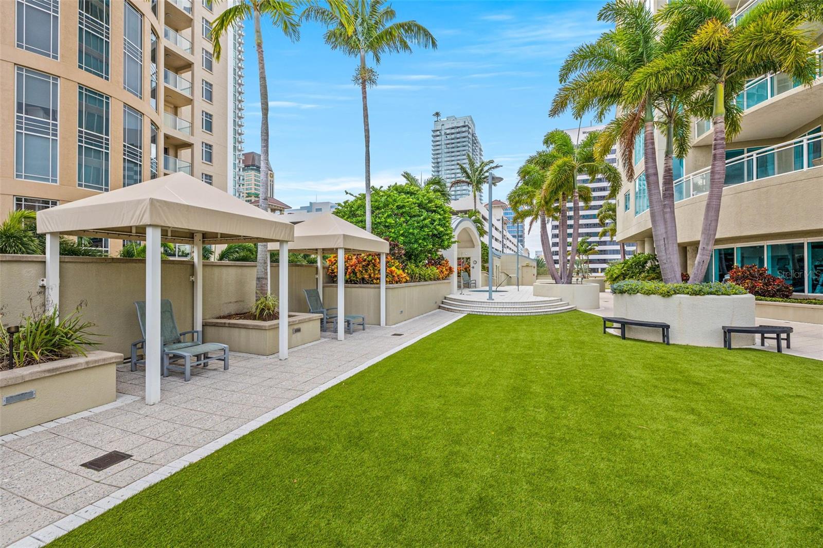 OVATION CONDO PH I - Residential