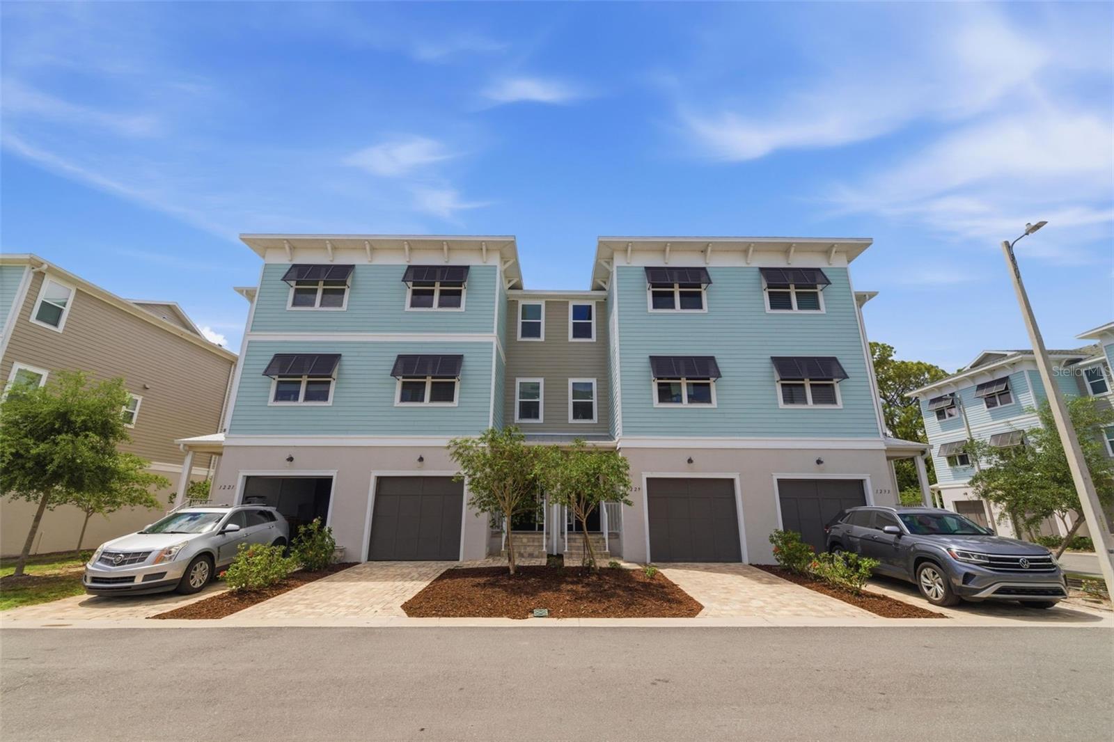 RIVIERA TOWNHOMES - Residential