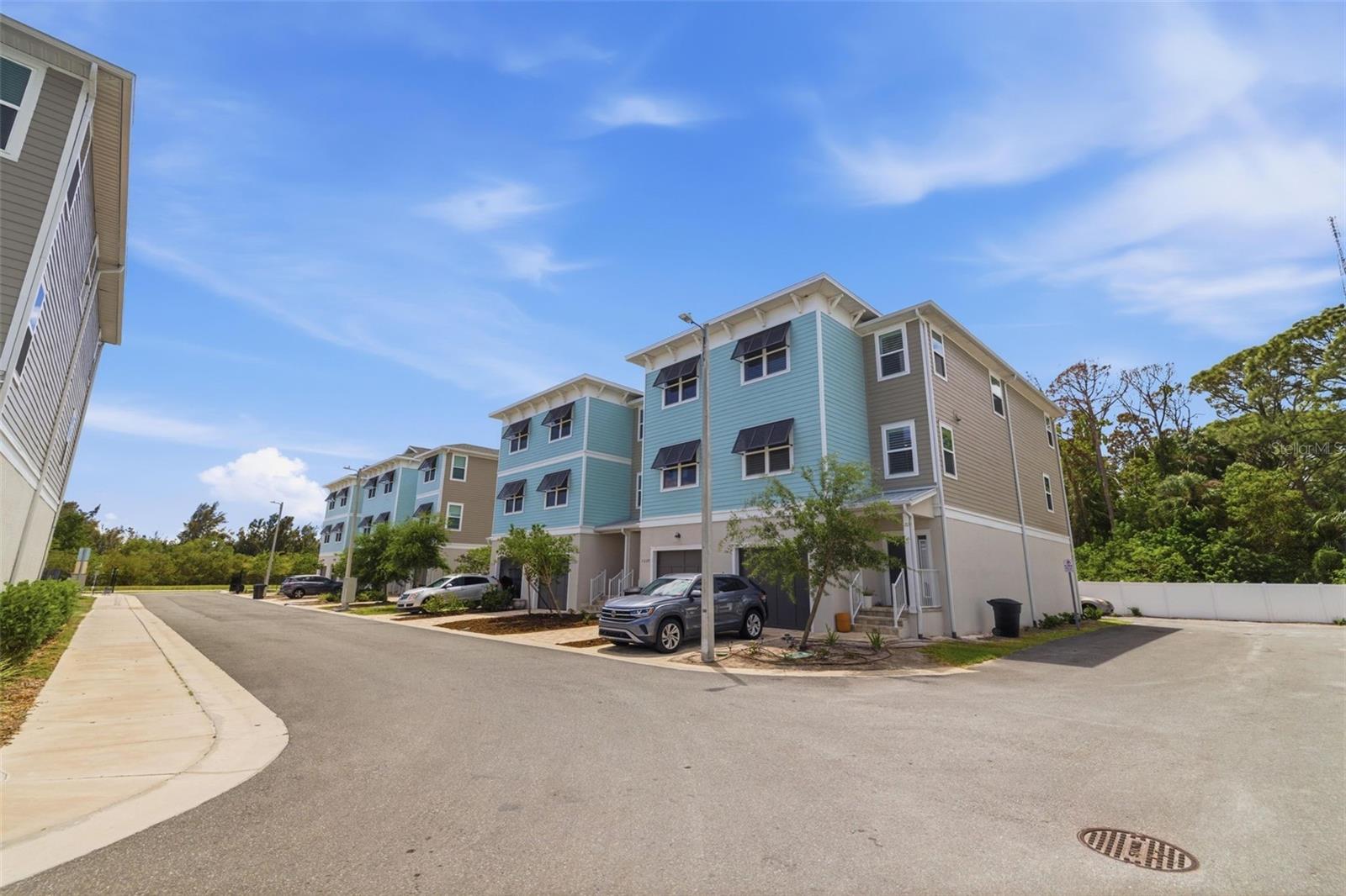 RIVIERA TOWNHOMES - Residential