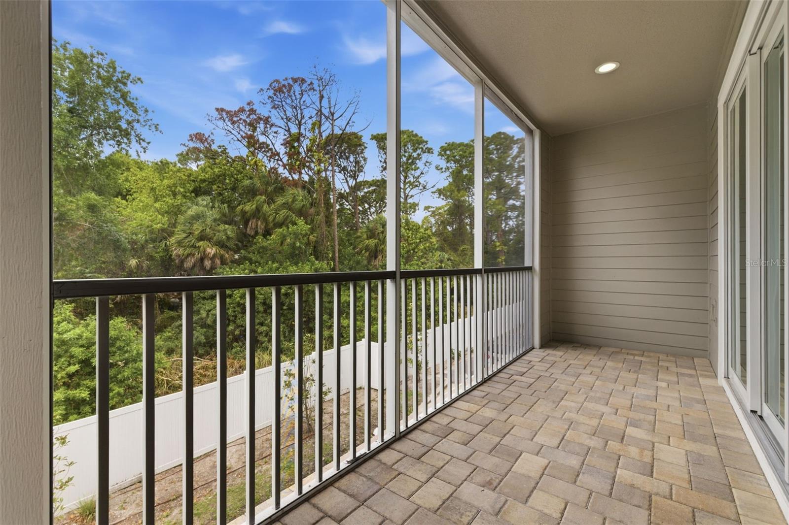 RIVIERA TOWNHOMES - Residential