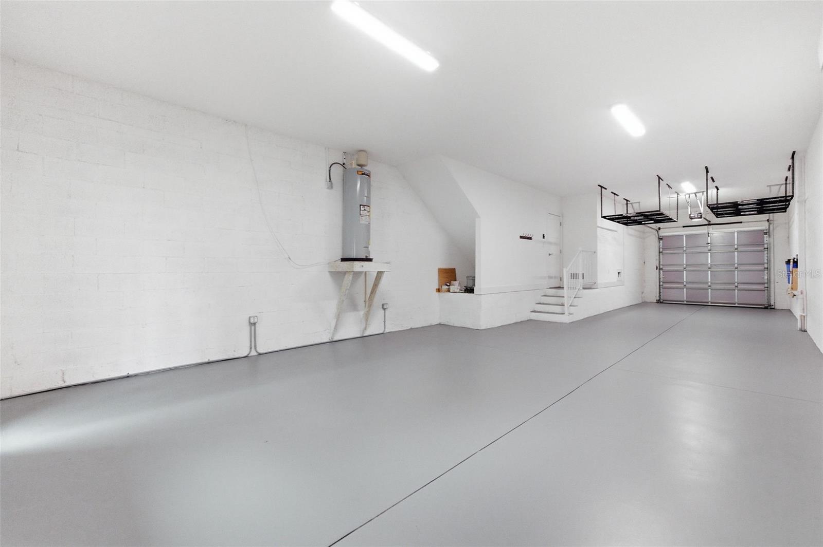 RIVIERA TOWNHOMES - Residential