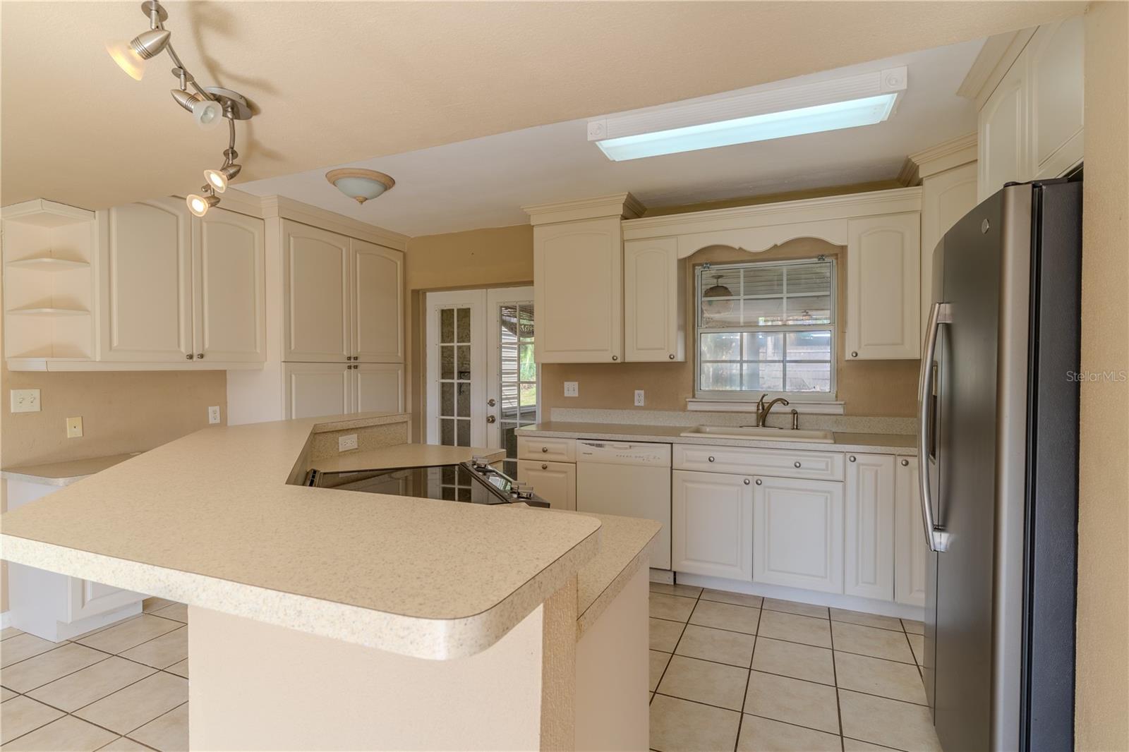 WALLACE STEVENS SUB - Residential