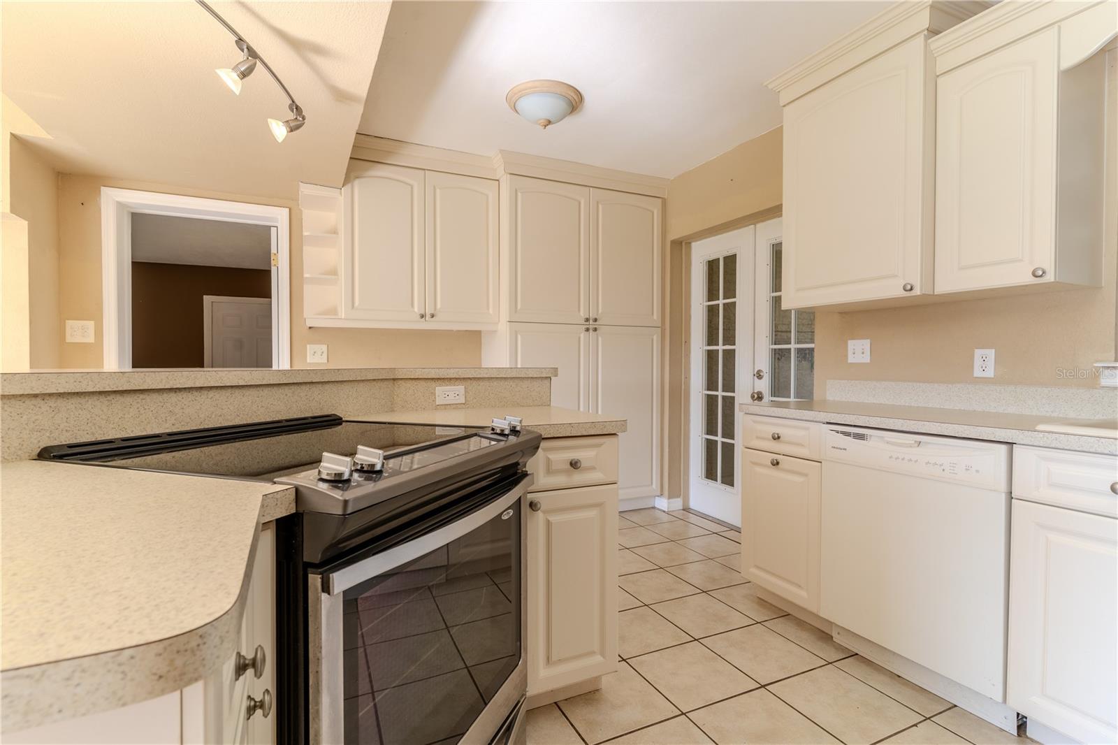 WALLACE STEVENS SUB - Residential