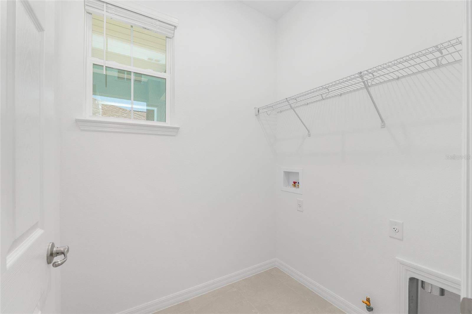 ON TOP OF THE WORLD - Residential