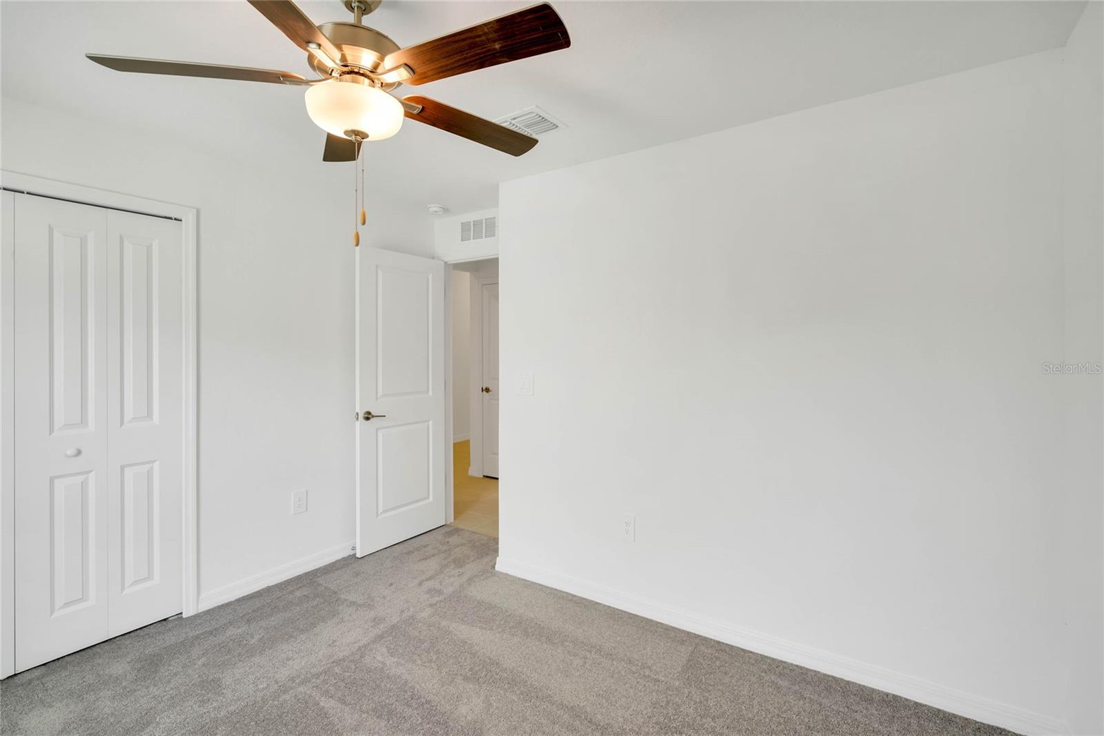 SADDLE CREEK - Residential Lease