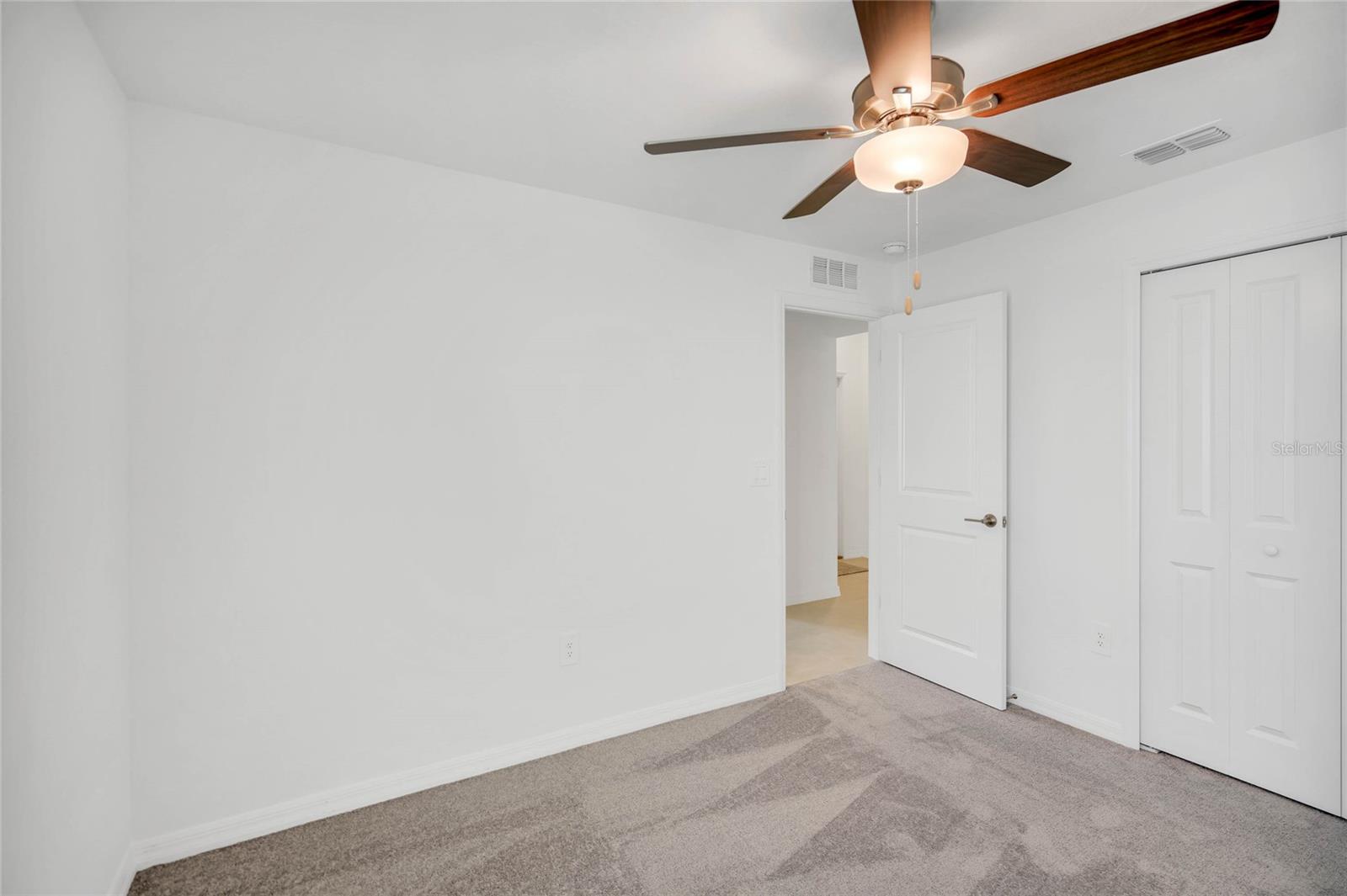 SADDLE CREEK - Residential Lease