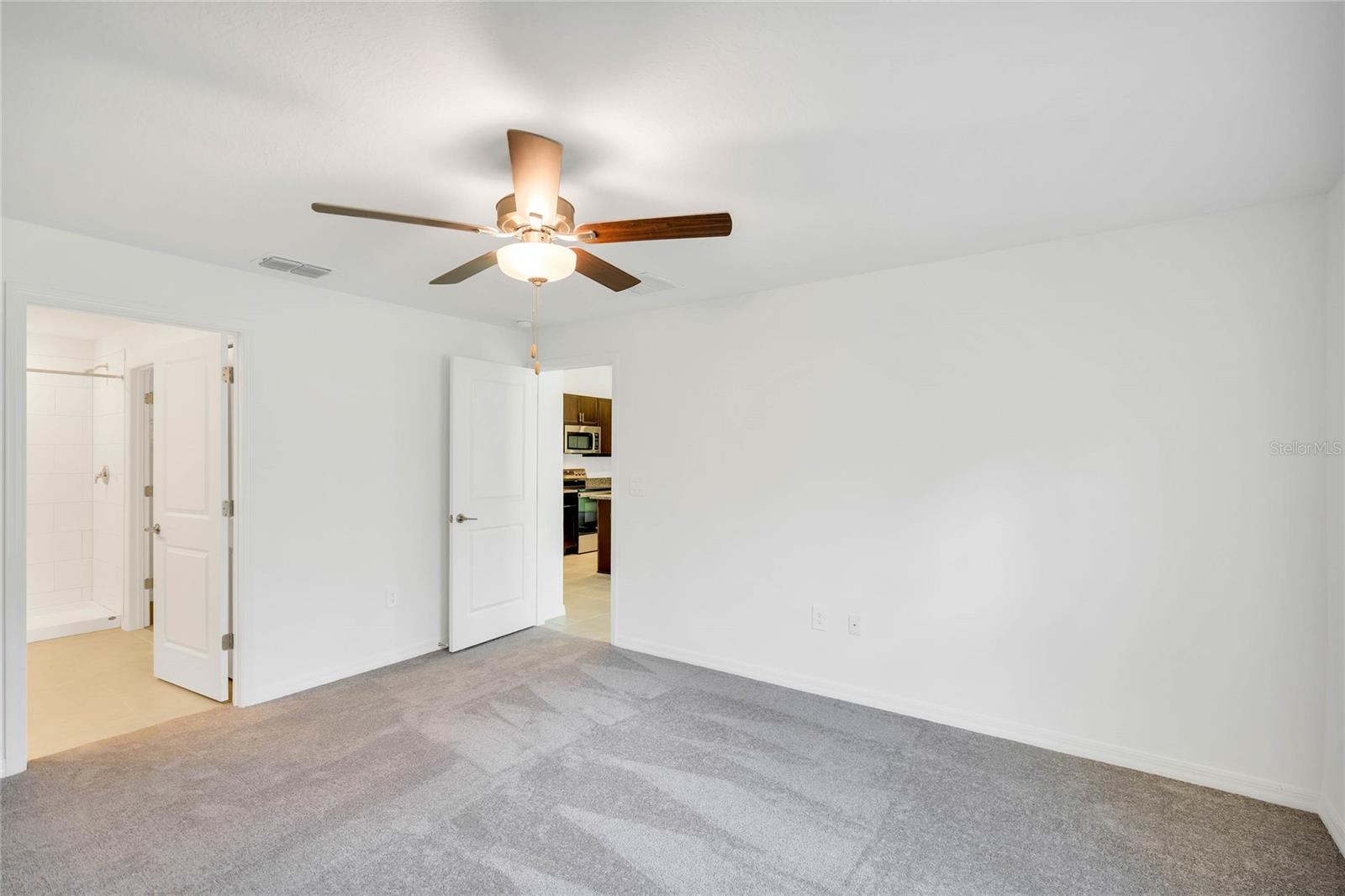 SADDLE CREEK - Residential Lease