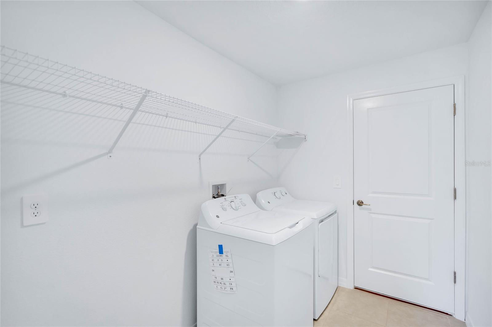 SADDLE CREEK - Residential Lease