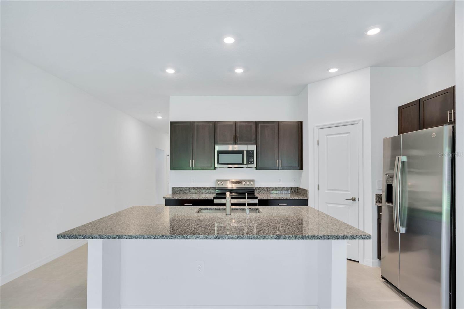 SADDLE CREEK - Residential Lease