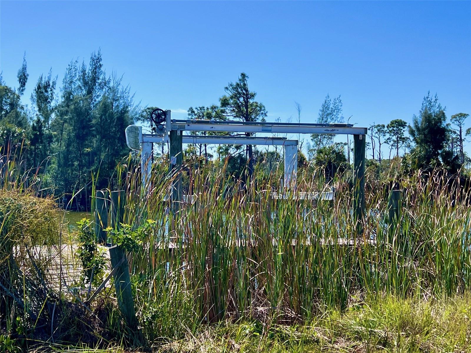 PORT CHARLOTTE SEC 94 01 STREP - Land