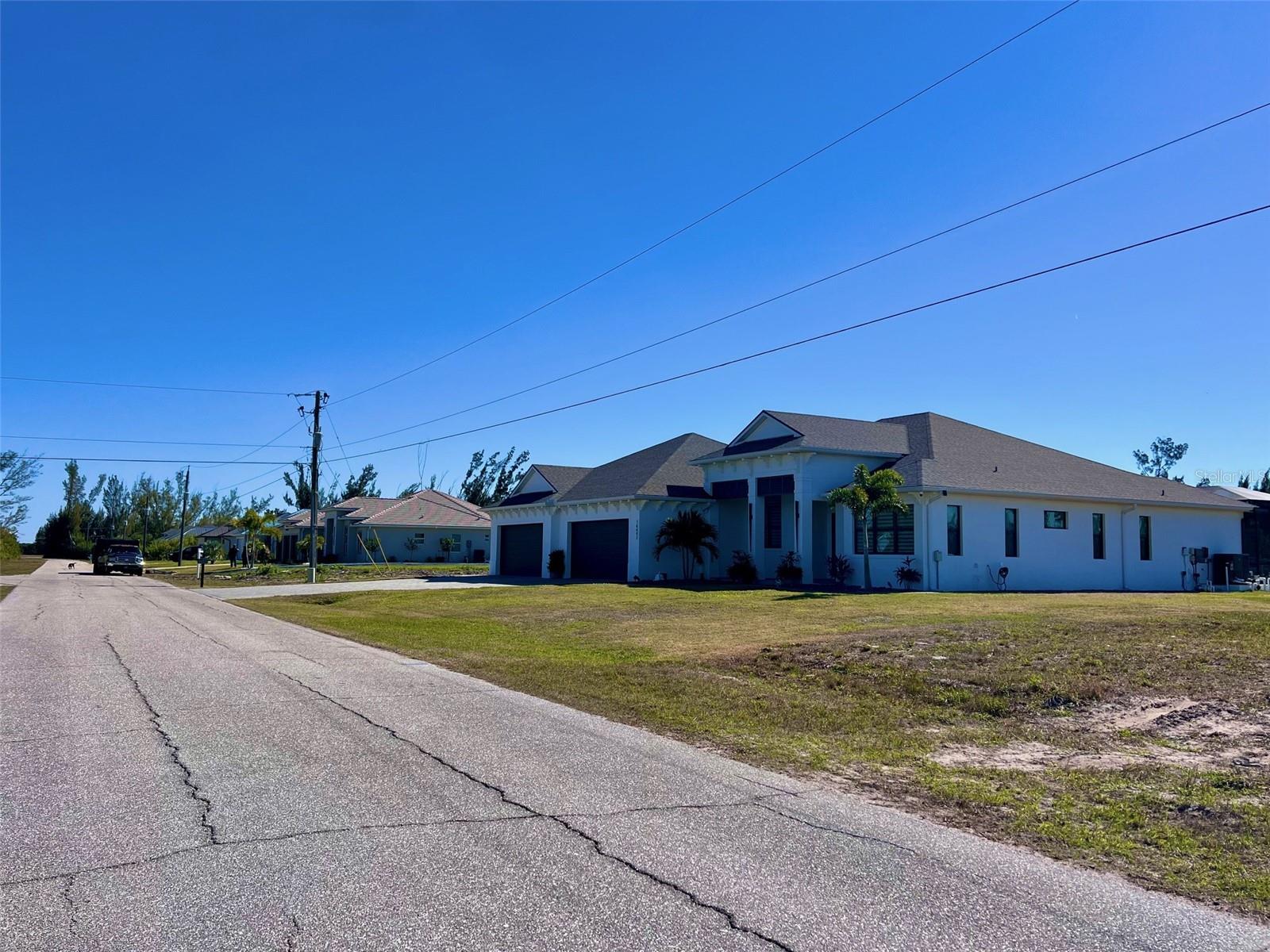 PORT CHARLOTTE SEC 94 01 STREP - Land