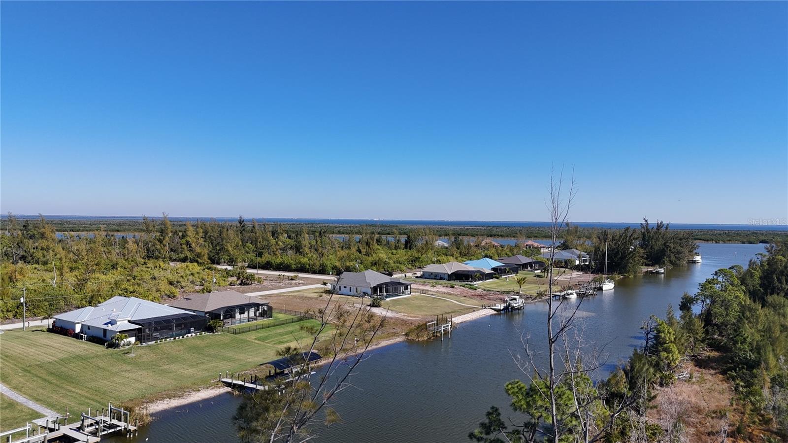 PORT CHARLOTTE SEC 94 01 STREP - Land