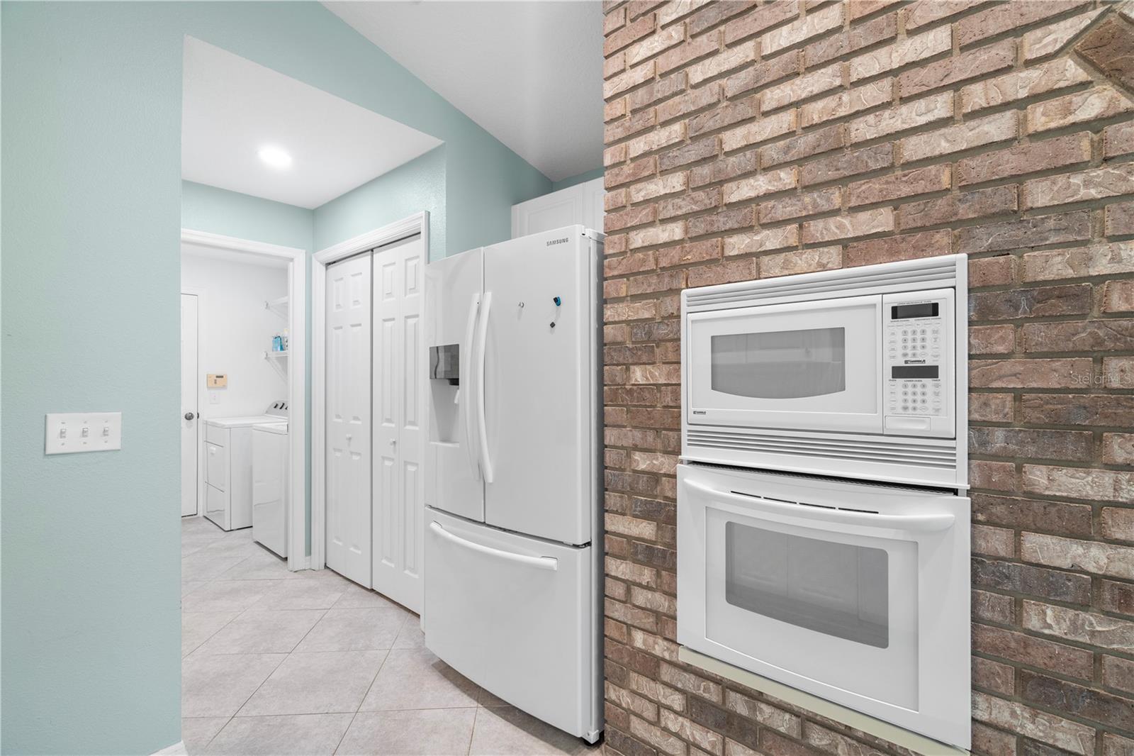 LAKE ST CHARLES UNIT 9 - Residential
