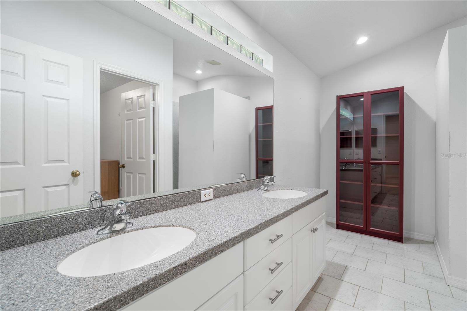LAKE ST CHARLES UNIT 9 - Residential