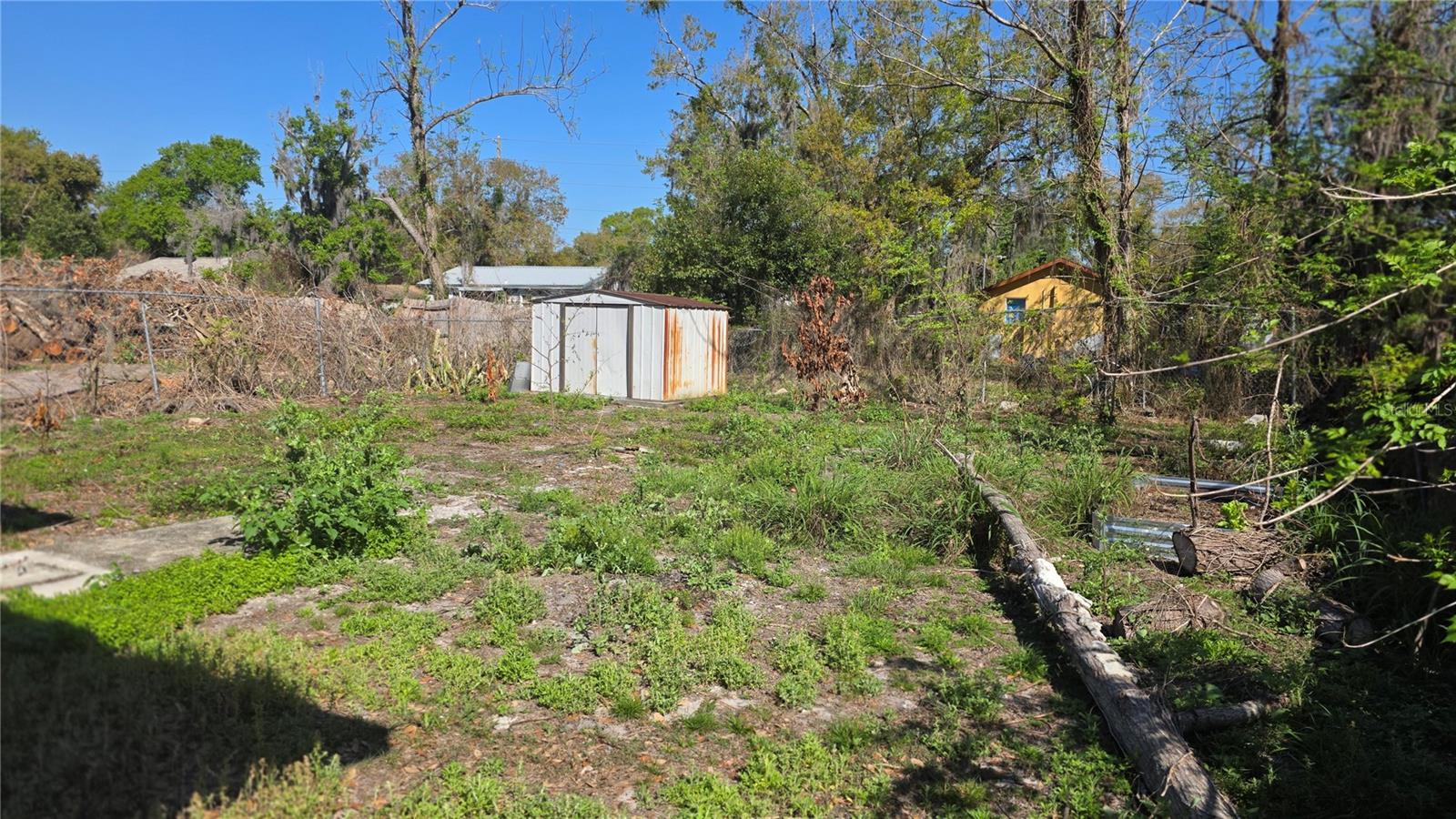 COUNTRY CLUB ESTATES RESUB PT - Residential