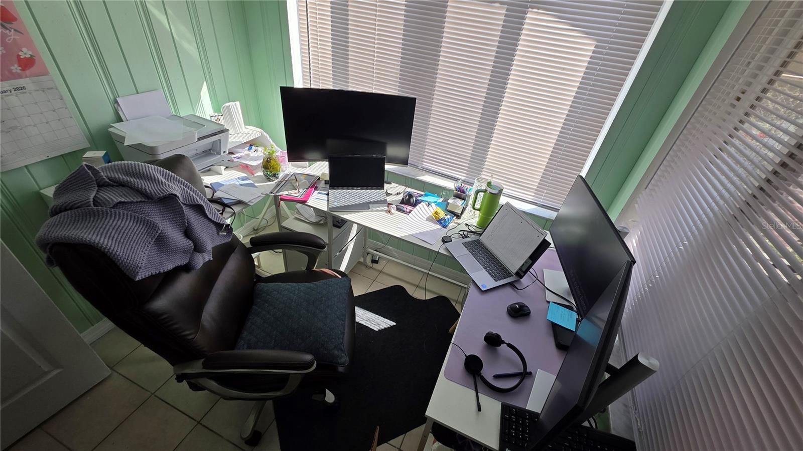 COUNTRY CLUB ESTATES RESUB PT - Residential