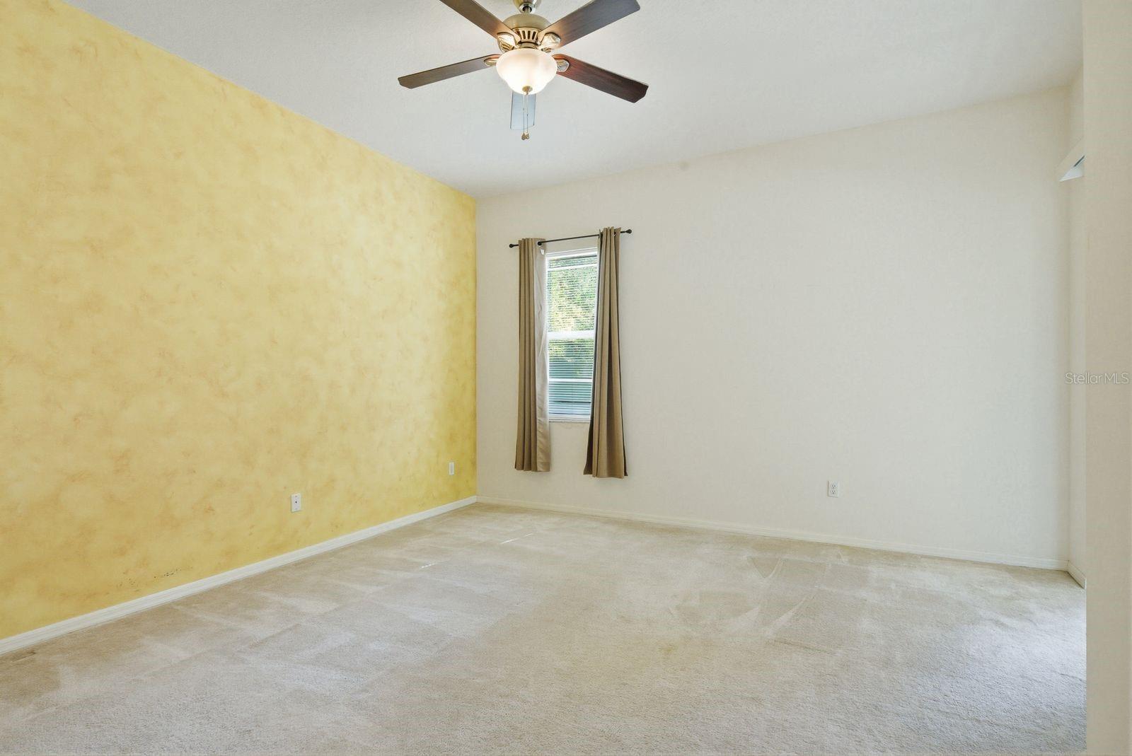 HIDDEN RIDGE TWNHMS - Residential Lease