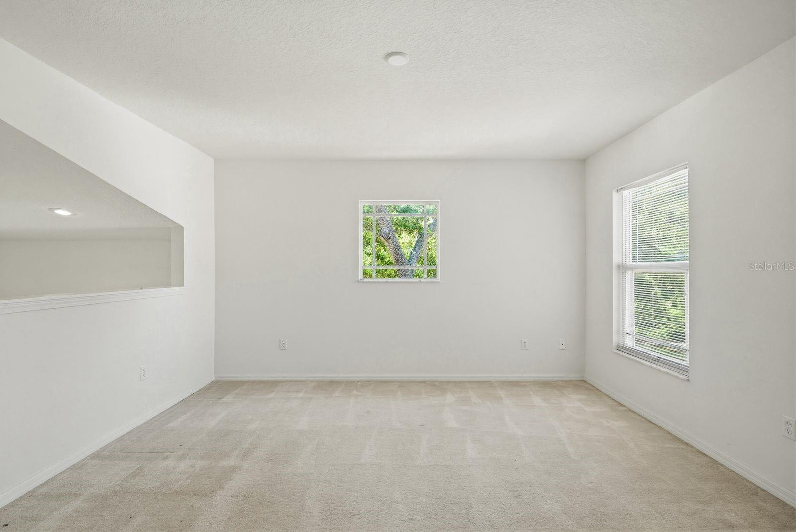 HIDDEN RIDGE TWNHMS - Residential Lease
