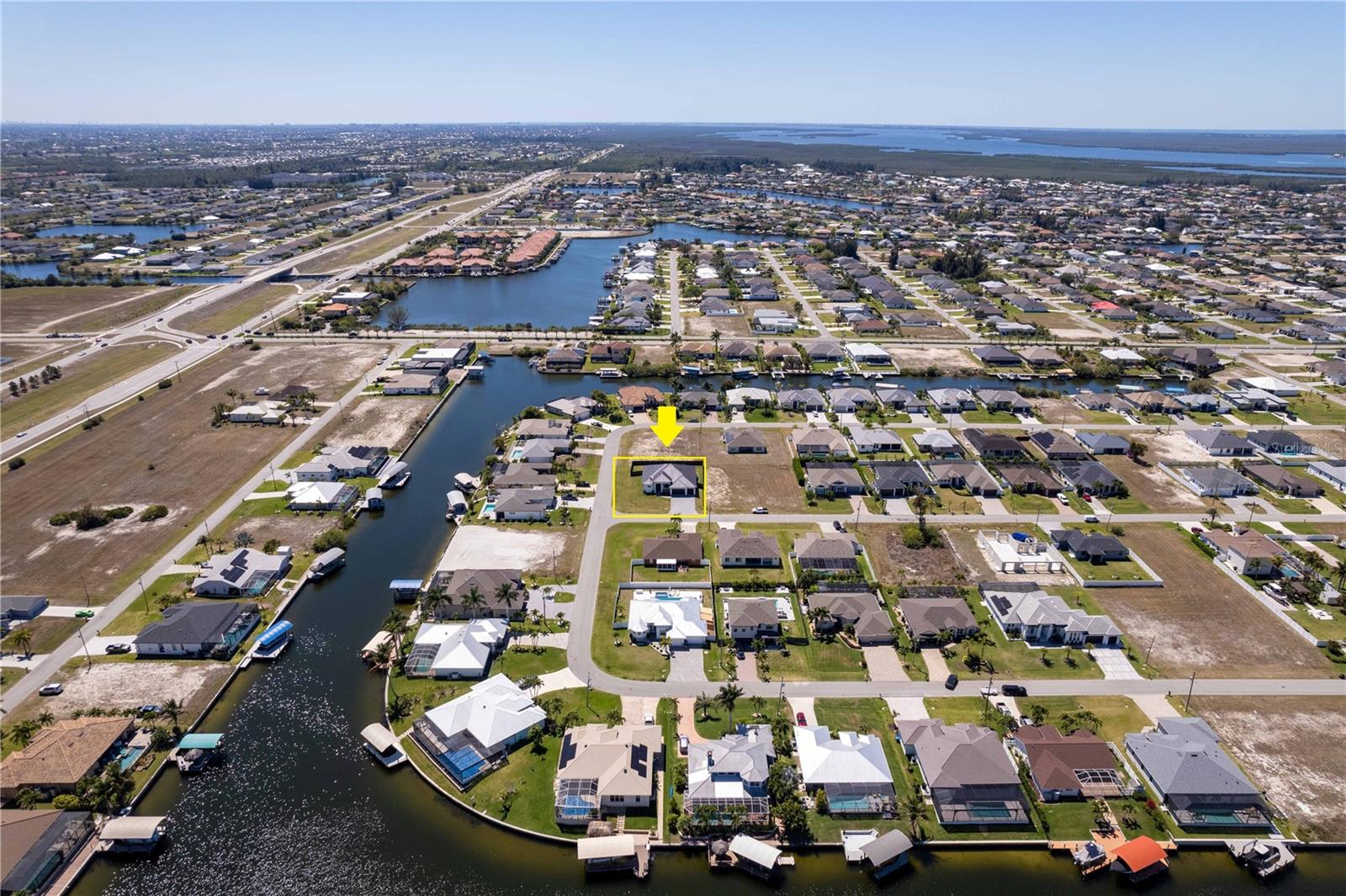 CAPE CORAL - Residential