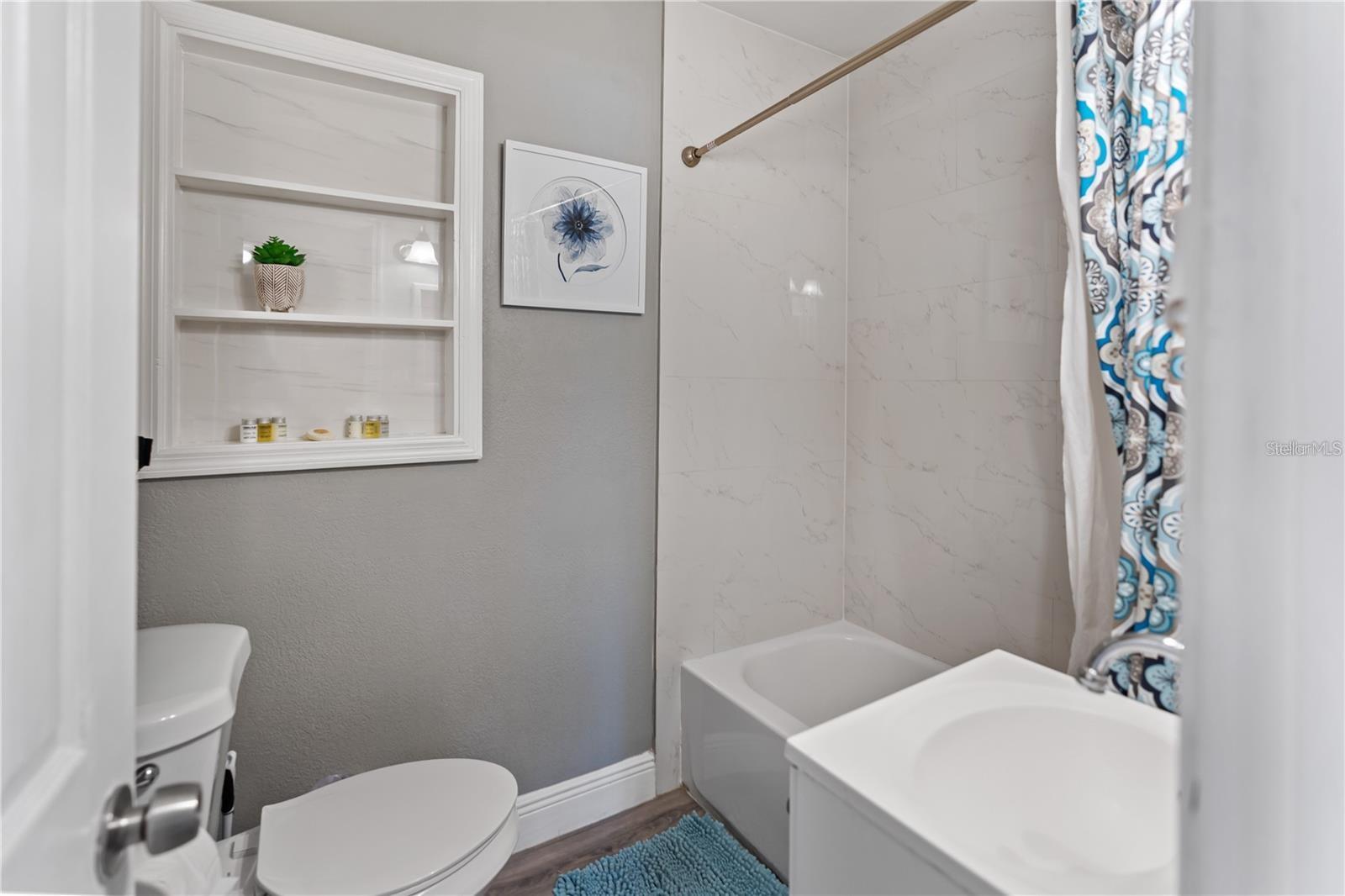 MACDILL ESTATES REV - Residential Lease