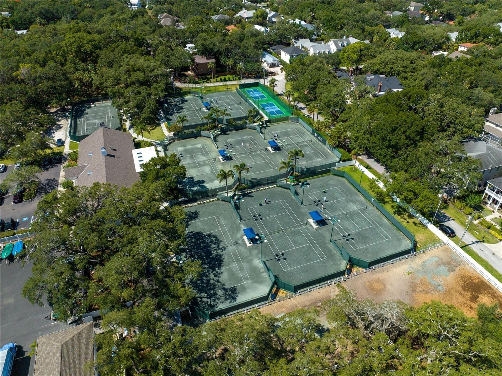 MACDILL ESTATES REV - Residential Lease