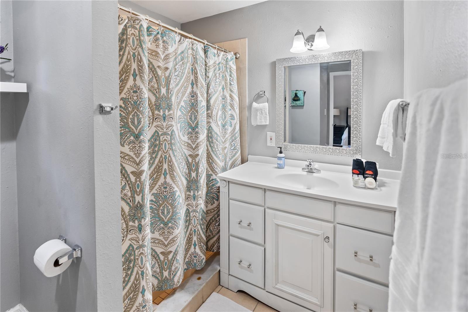 MACDILL ESTATES REV - Residential Lease