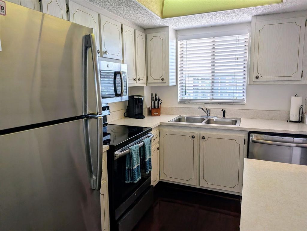 Photo of 3963 Lake Bayshore Drive #F-414, Bradenton, FL 34205 (MLS # A4655673)