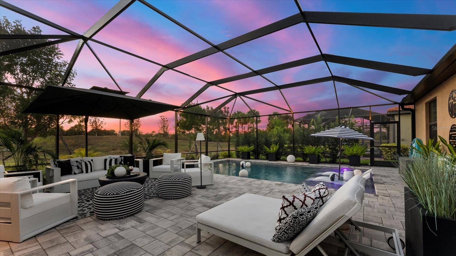 SARASOTA NATIONAL - Residential