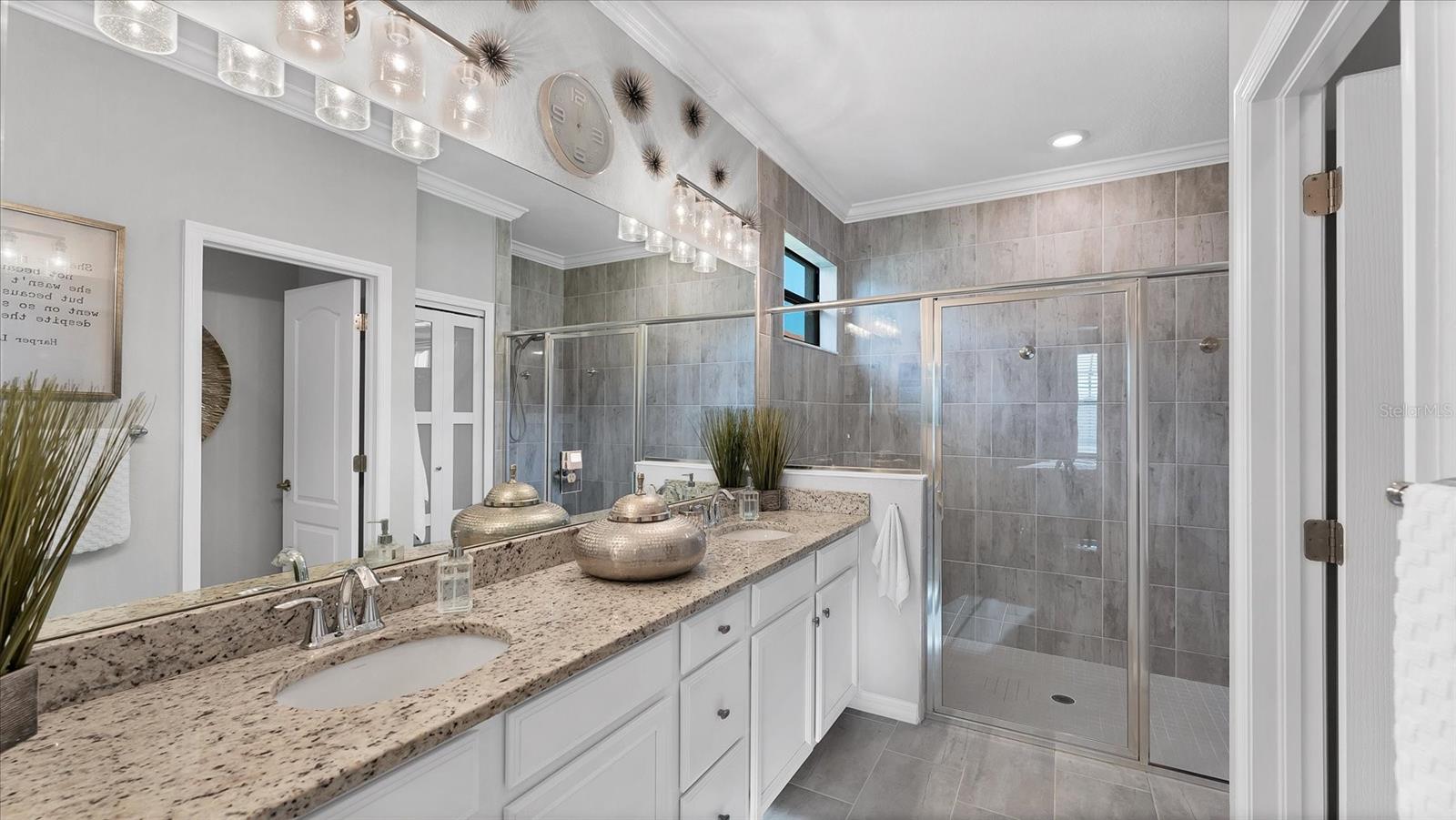 SARASOTA NATIONAL - Residential