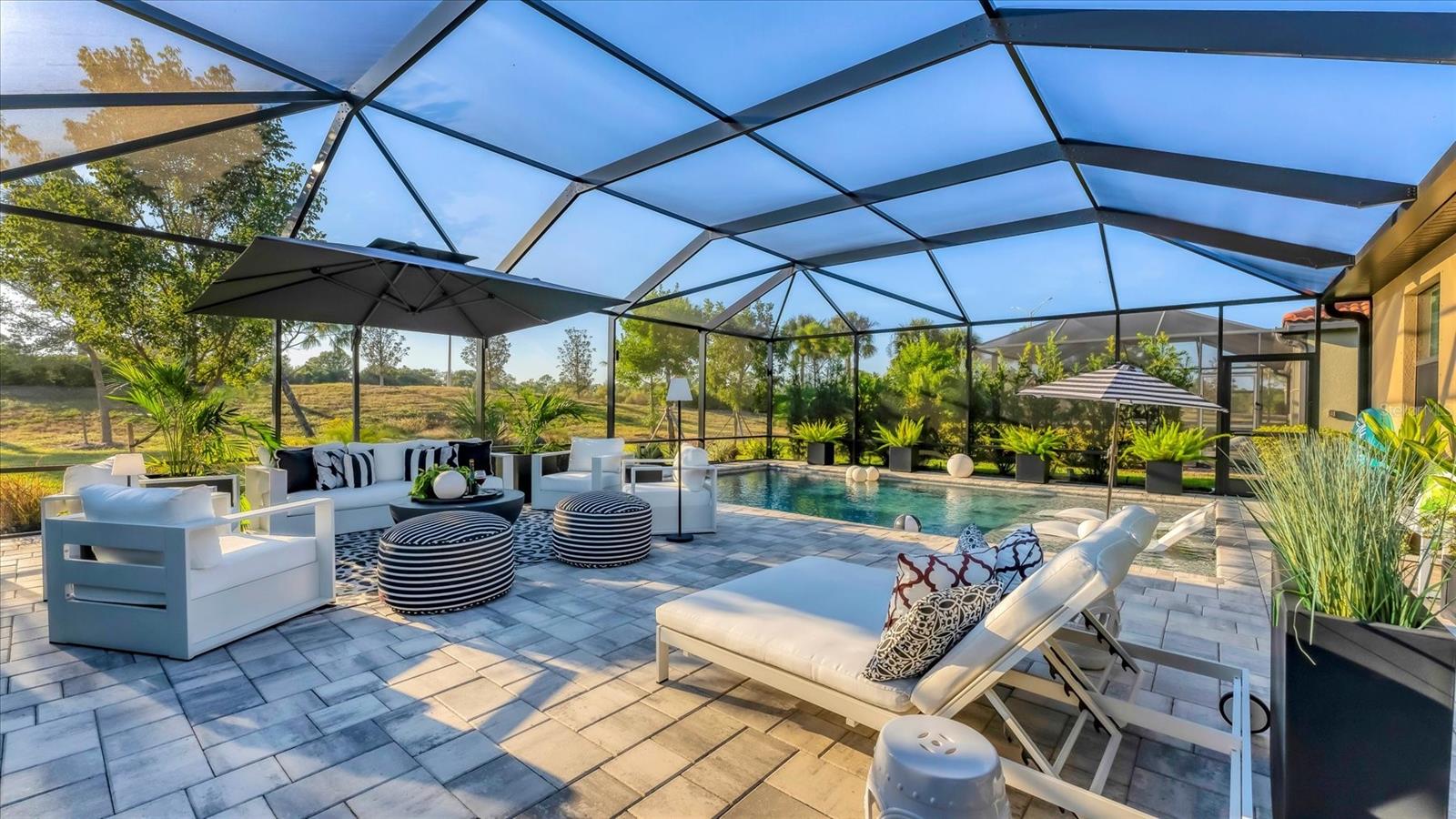 SARASOTA NATIONAL - Residential