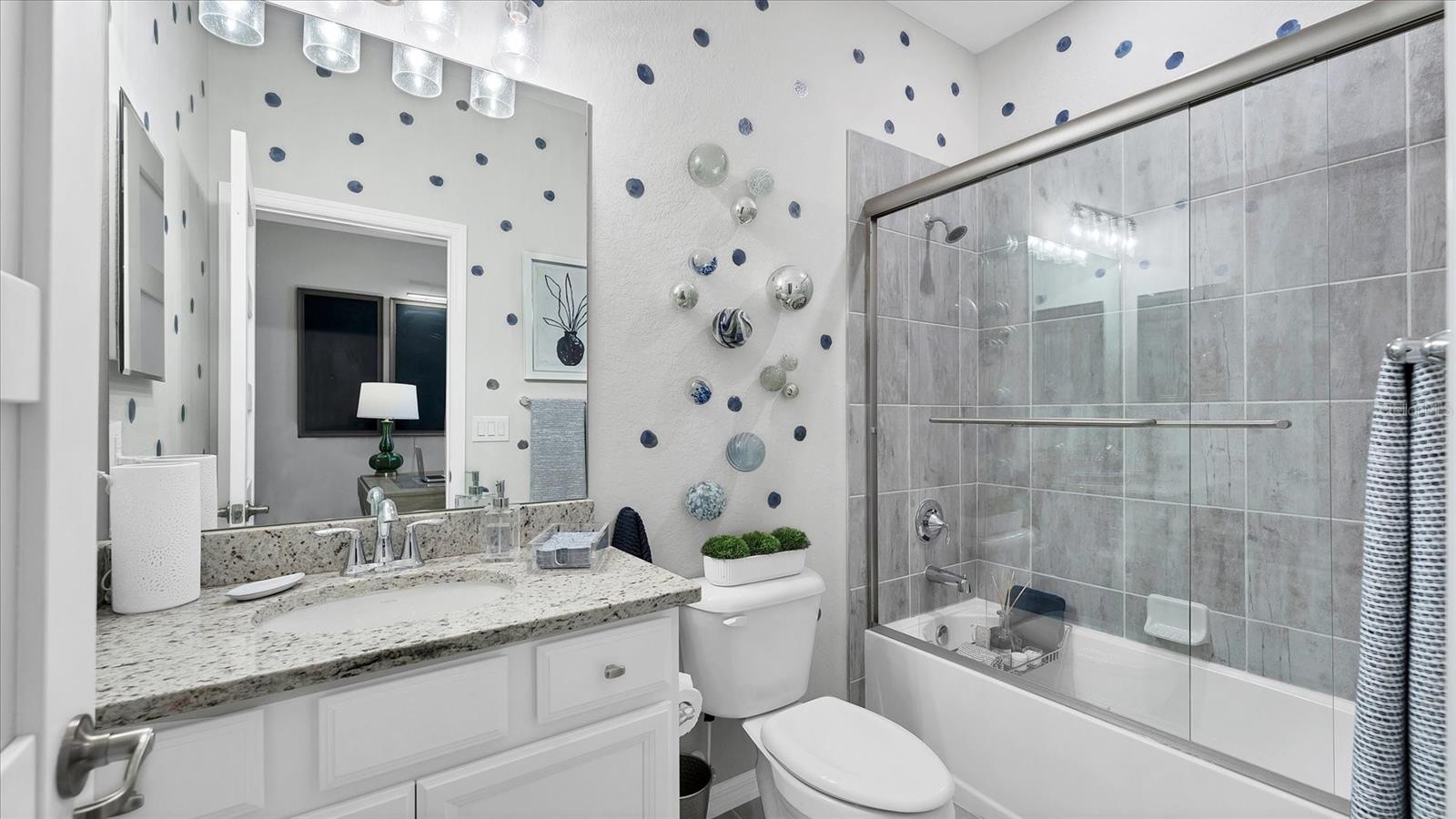 SARASOTA NATIONAL - Residential