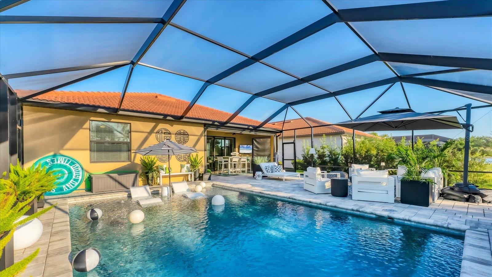 SARASOTA NATIONAL - Residential