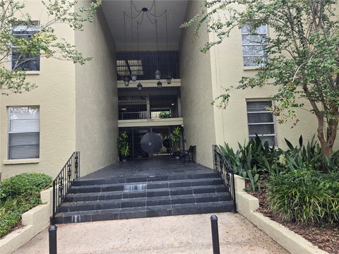 2 beds bed, 2 baths bath property at 2302 S Manhattan Avenue 214, Tampa, FL 33629