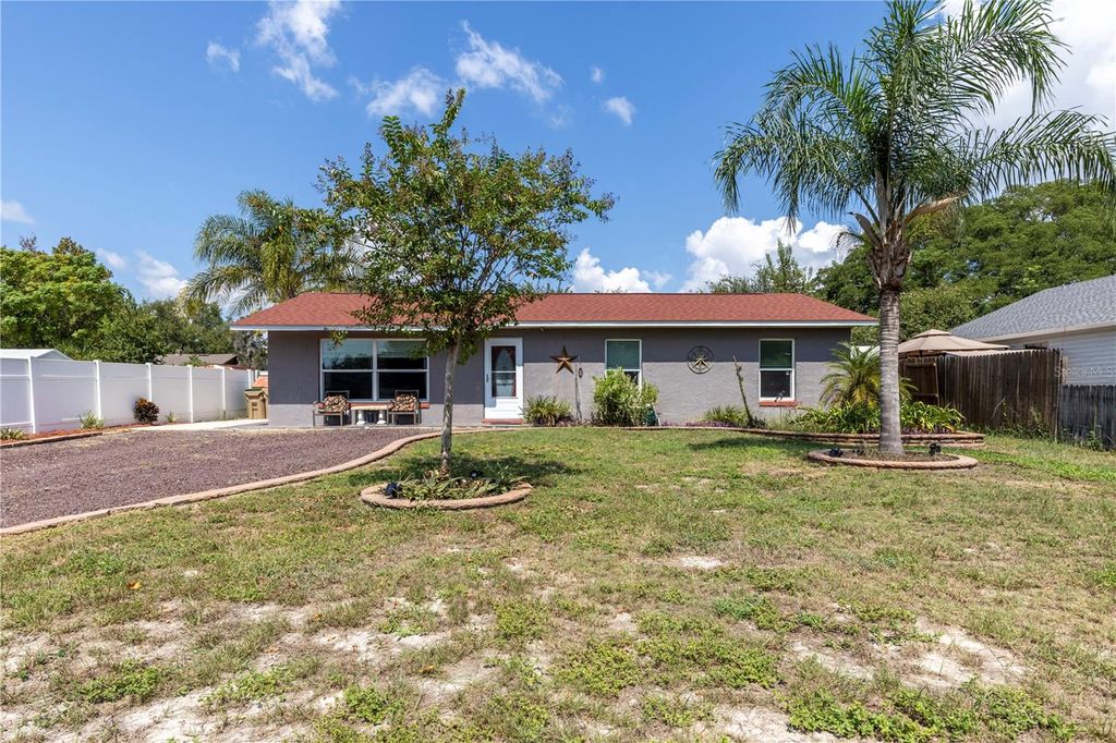 Photo of 11327 Grove Street, Leesburg, FL 34788 (MLS # G5106695)