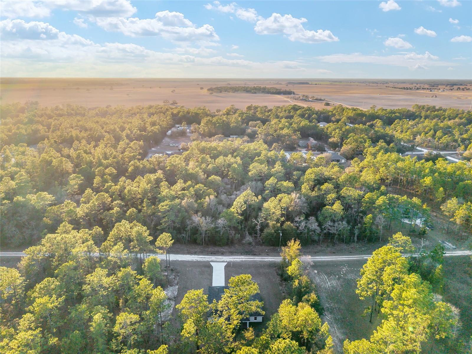 ROLLLING HILLS - Residential